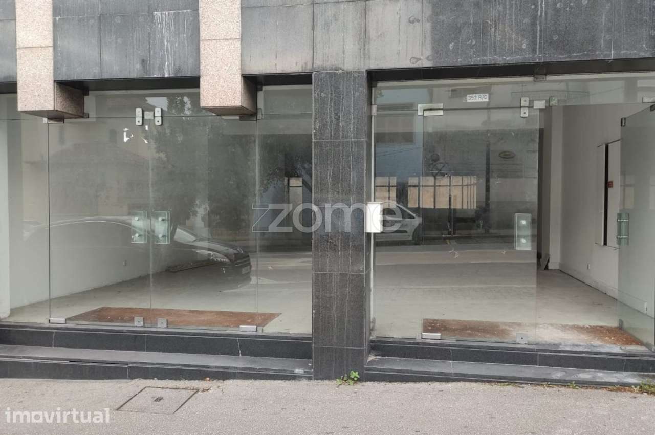 LOJA DE 420 mts, 2 ANDARES EM GUIMARÃES - Grande imagem: 4/12