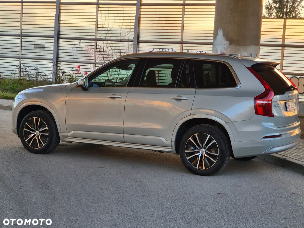 Volvo XC 90 B5 D AWD Momentum Pro - 11