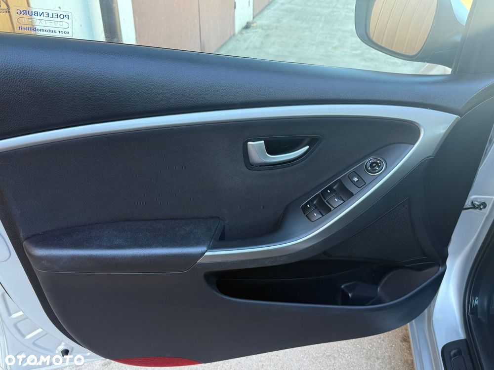 Hyundai i30 1.6 Style - 19