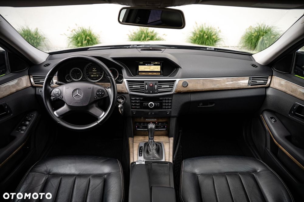 Mercedes-Benz Klasa E 220 CDI DPF BlueEFFICIENCY Automatik Elegance - 8