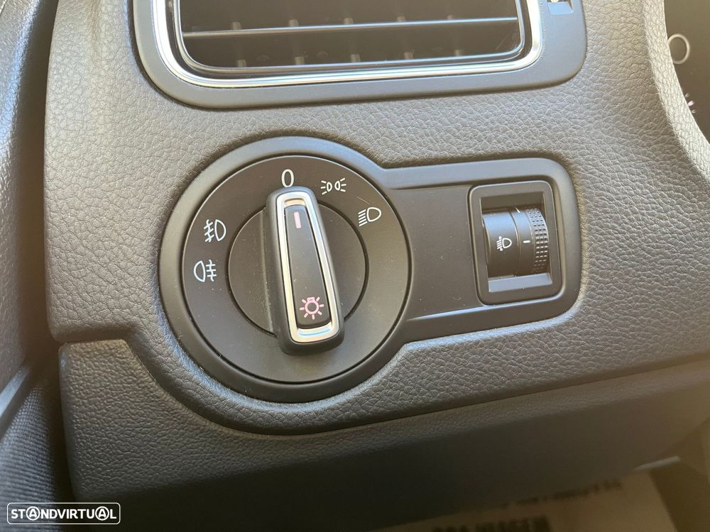 VW Polo 1.0 Lounge - 34