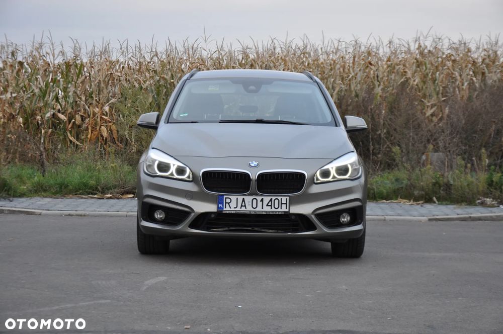 BMW Seria 2 220d Gran Tourer Advantage - 11