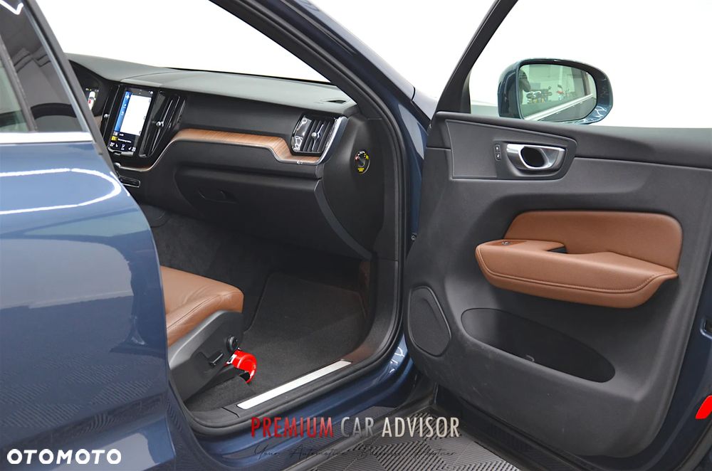 Volvo XC 60 B4 B Geartronic Momentum Pro - 20