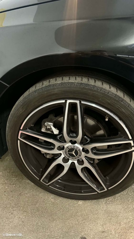 Mercedes-Benz A 200 d AMG Line - 11