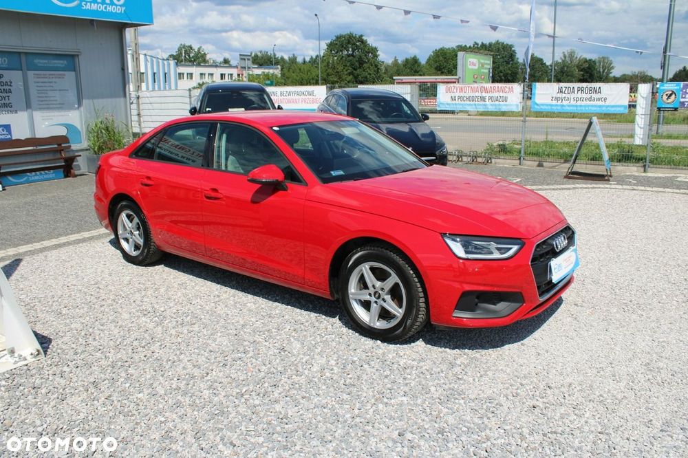 Audi A4 Limousine - 5