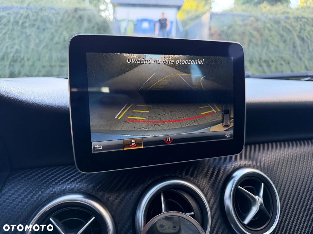 Mercedes-Benz Klasa A 180 7G-DCT AMG Line - 36