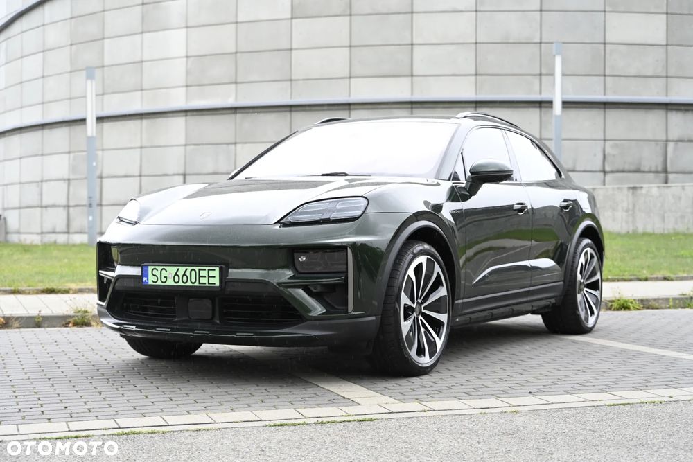 Porsche Macan Turbo 100kWh - 2