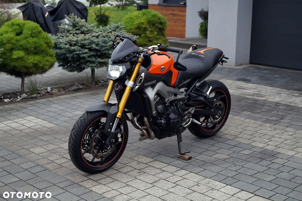 Yamaha MT - 3