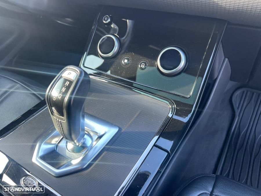 Land Rover Range Rover Evoque 1.5 P300e AWD HSE Auto - 9