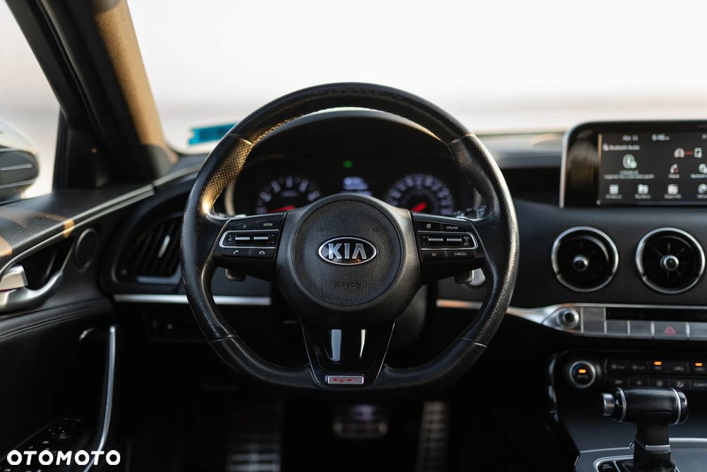 Kia Stinger 3.3 T-GDI AWD OPF GT - 31