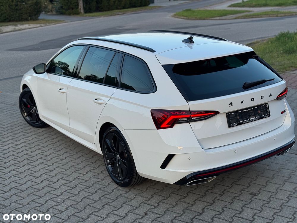 Skoda Octavia 2.0 TDI DSG RS - 12