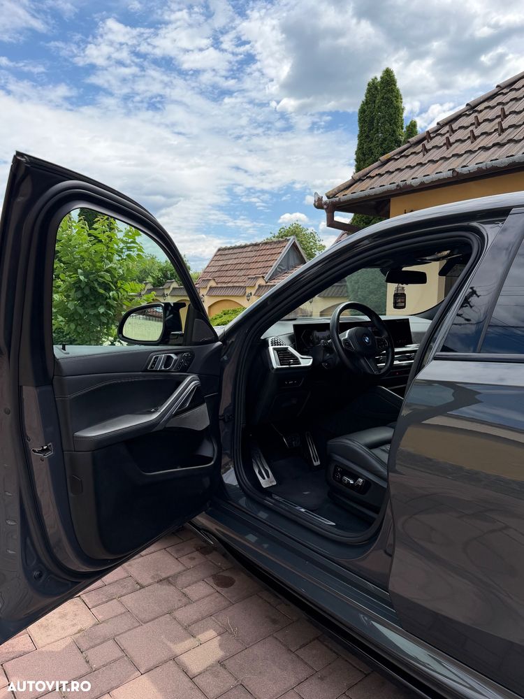 BMW X6 xDrive40i AT MHEV - 22