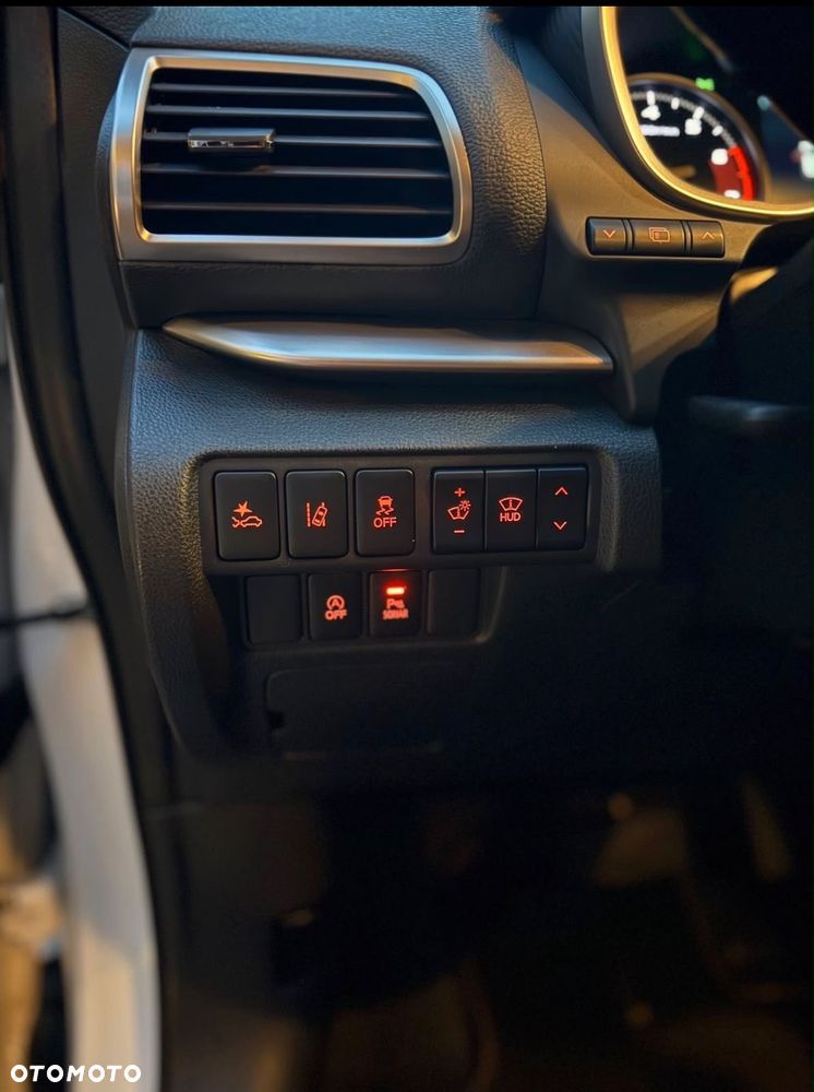 Mitsubishi Eclipse Cross - 13