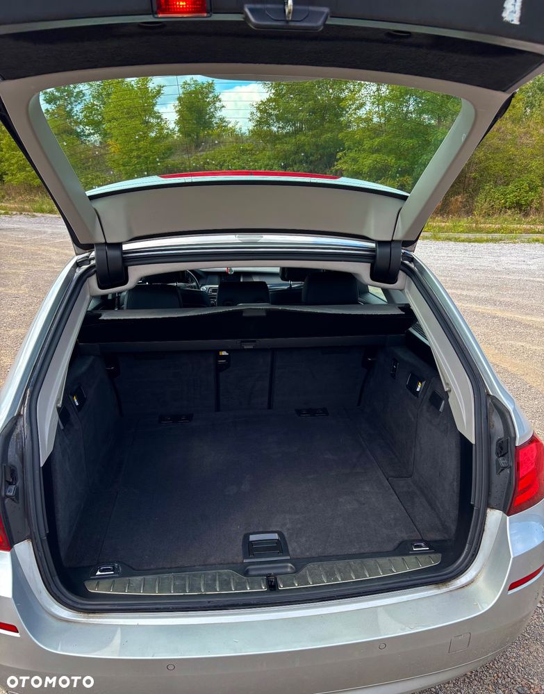 BMW Seria 5 520i Luxury Line - 25