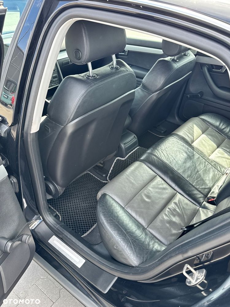 Audi A4 Limousine - 18