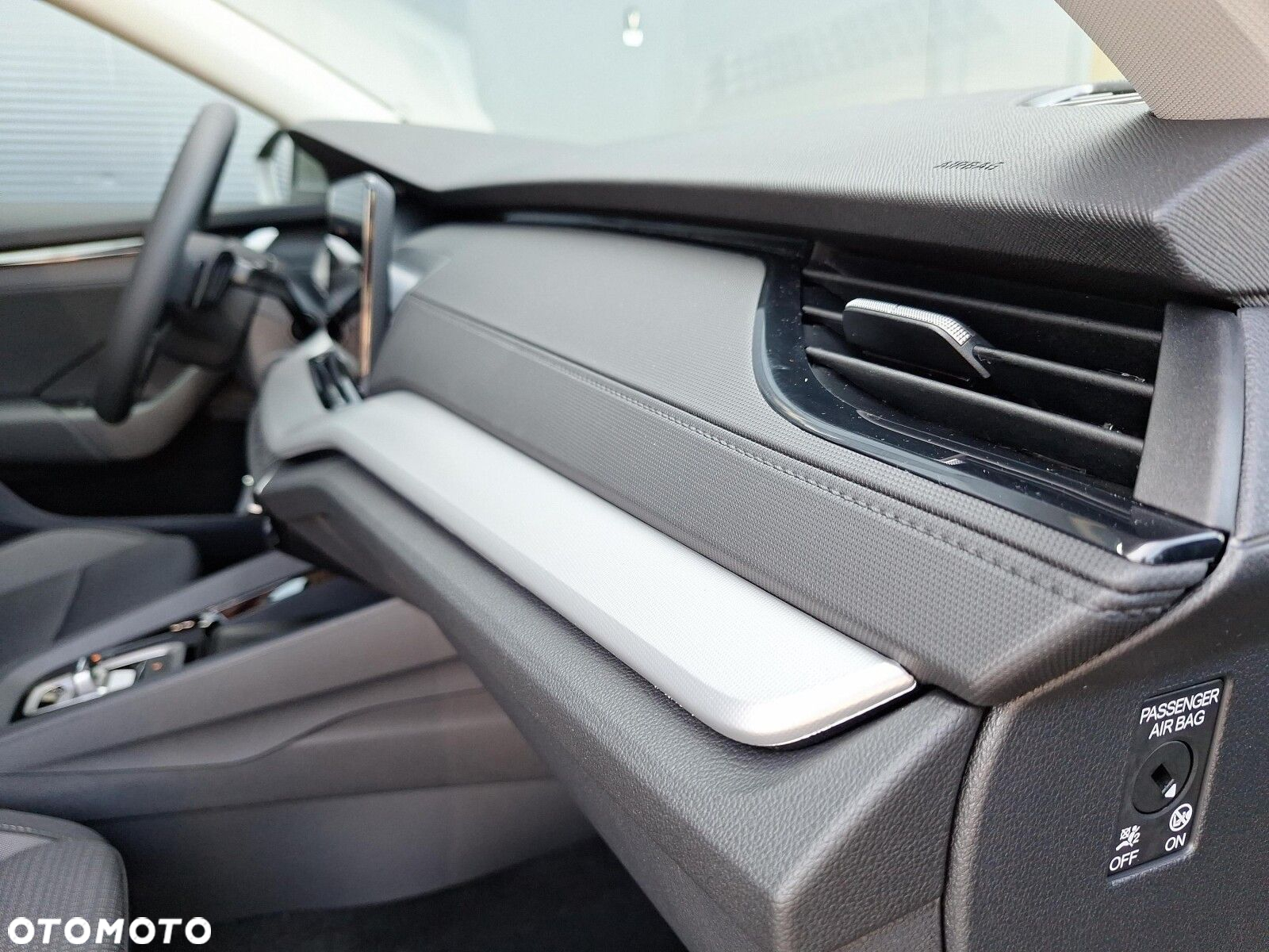 Skoda Octavia 1.5 TSI mHEV Edition 130 Selection DSG - 32