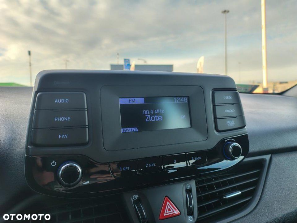 Hyundai i30 1.5 DPI Classic + - 29