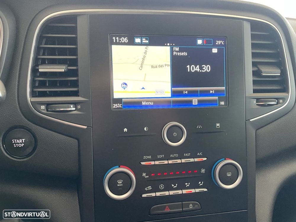 Renault Mégane ENERGY TCe 140 EDC LIMITED - 25