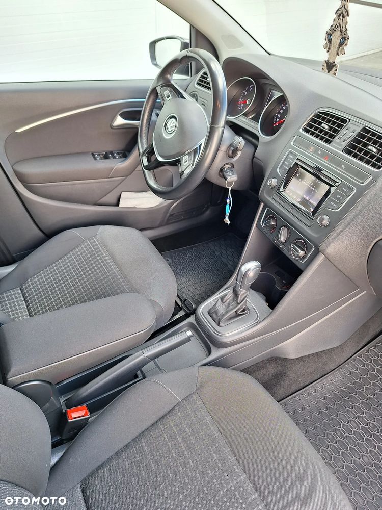 Volkswagen Polo - 15