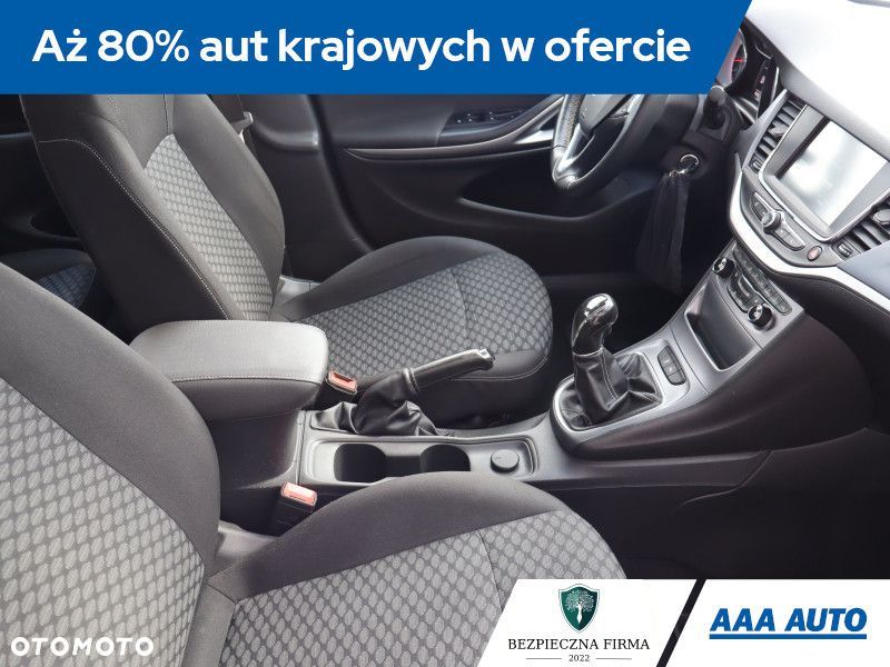 Opel Astra - 11