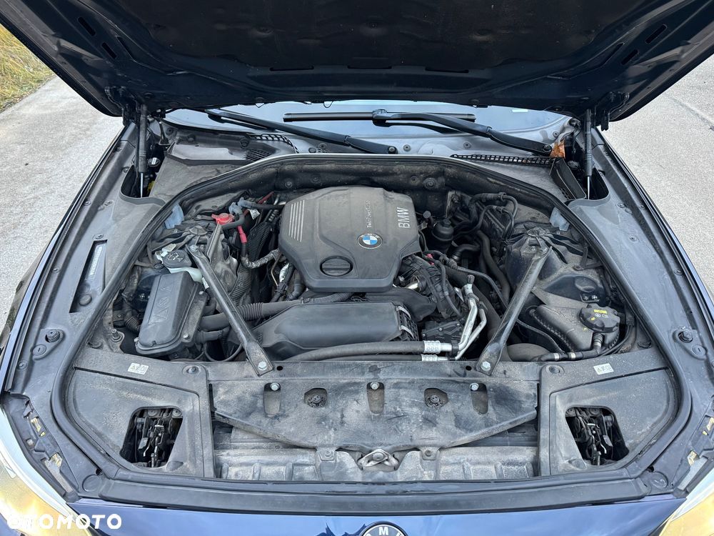 BMW Seria 5 520d Efficient Dynamics - 27