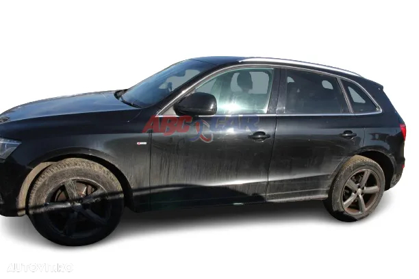 Dezmembrez Audi Q5 8R 2008-2012 2.0 TDI quattro cod motor: CAHA (far/parbriz/grila/radiator/aripa/bara/trager/jante/macara/turbina/filtru particule/injector/motor) - 4