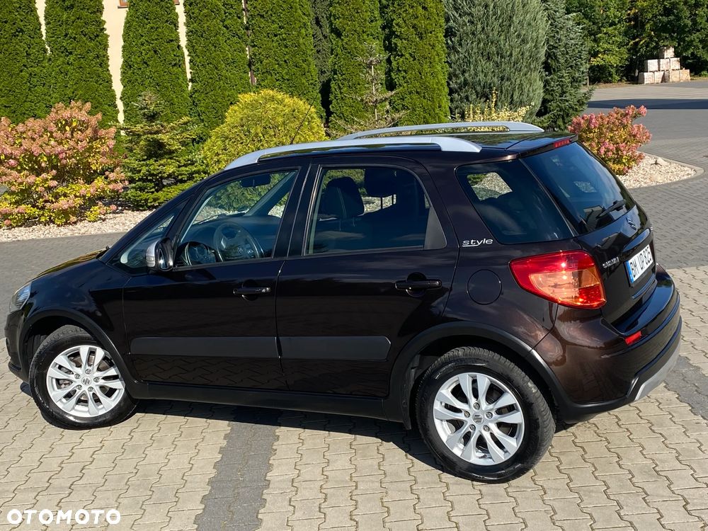 Suzuki SX4 1.6 Comfort Plus - 5