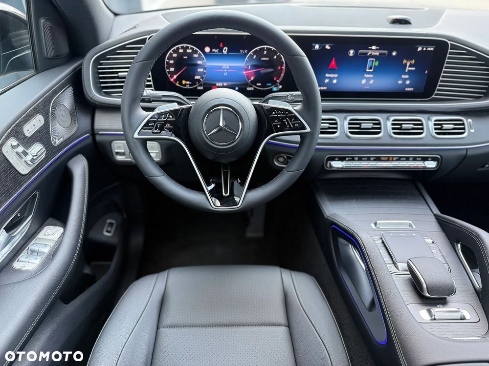 Mercedes-Benz GLE - 12