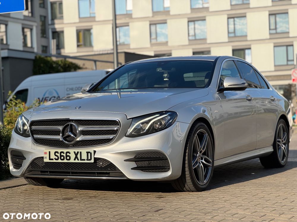 Mercedes-Benz Klasa E 220 d AMG - 2