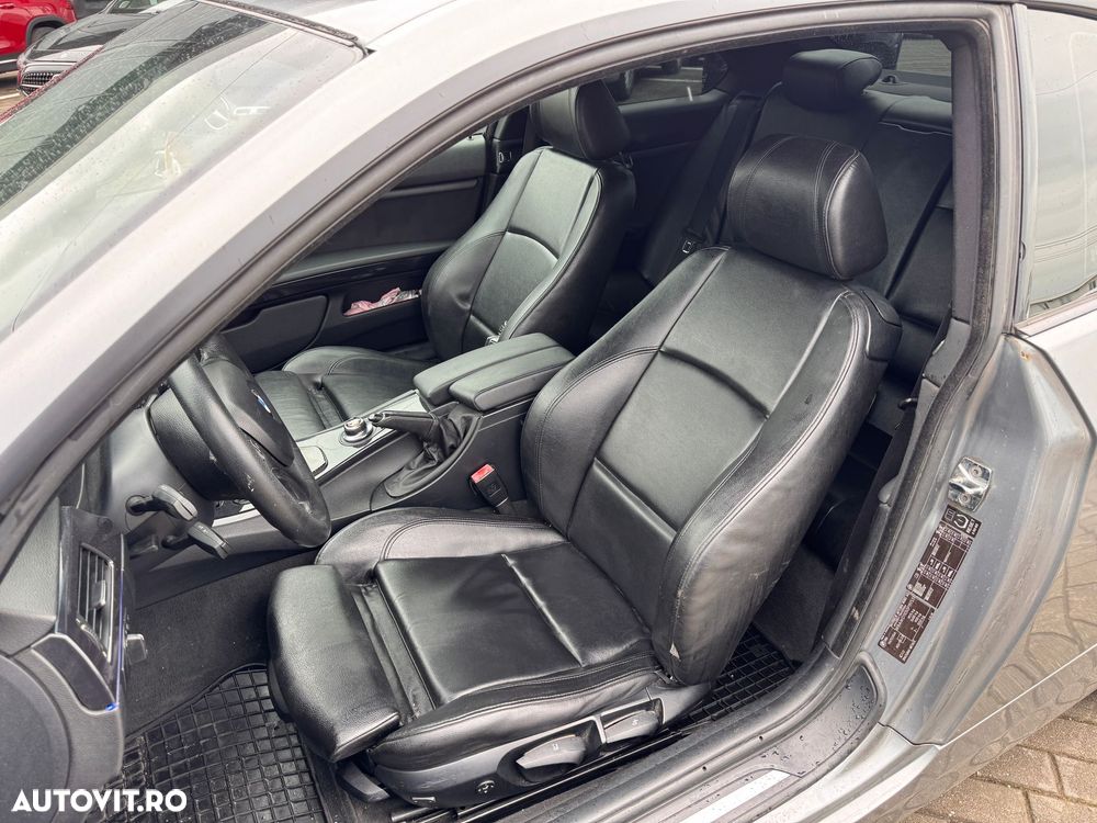 BMW Seria 3 320d Aut. - 15