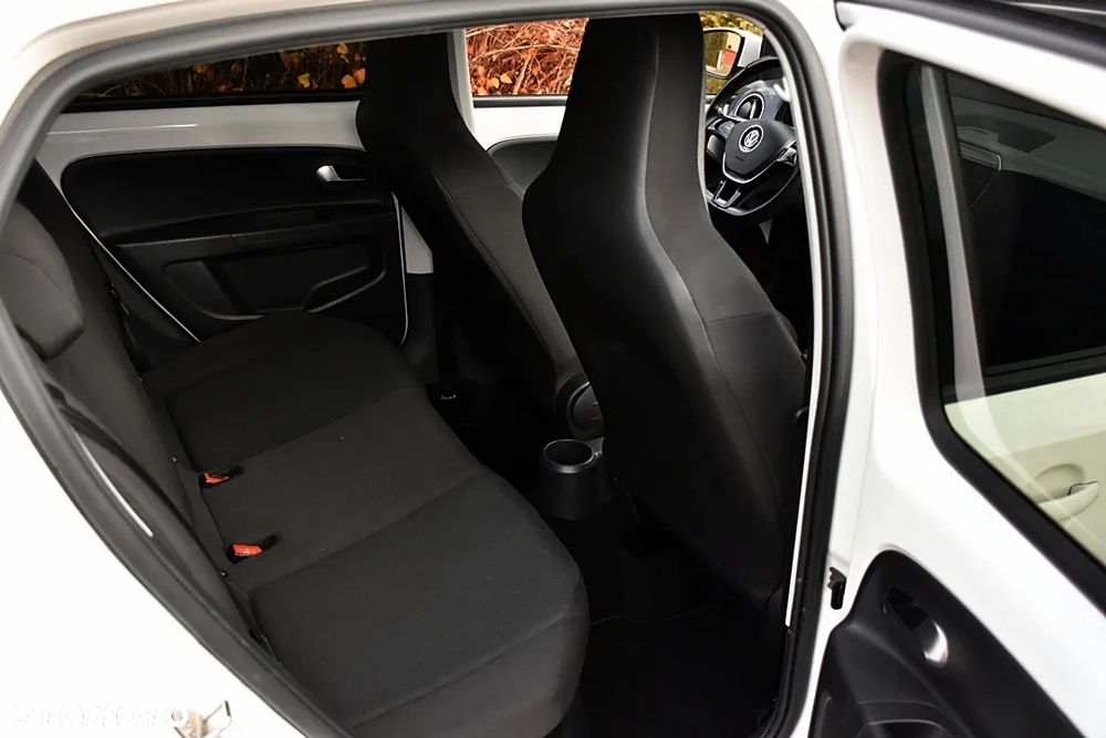Volkswagen up! 1.0 high - 33