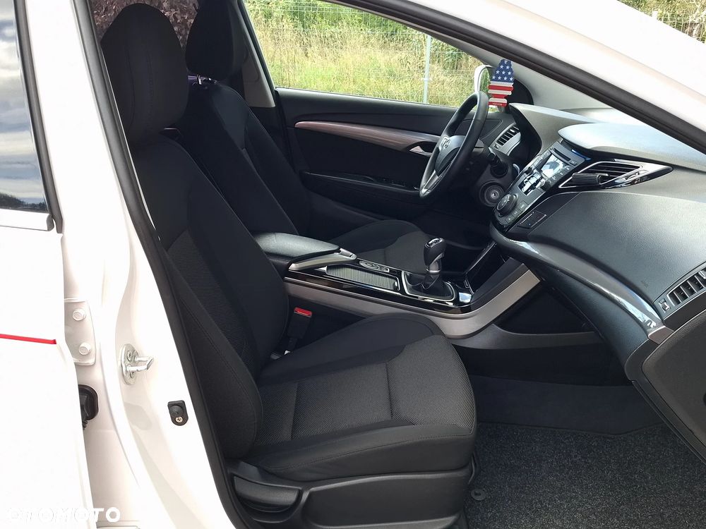 Hyundai i40 1.6 Comfort - 12