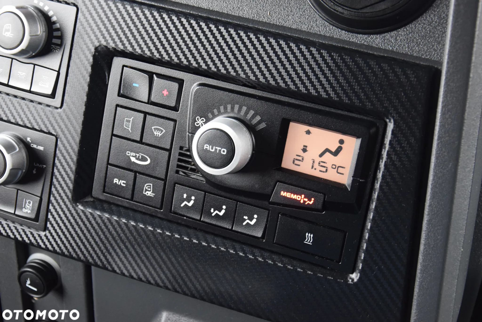 Renault T520 COMFORT / KLIMATYZACJA POSTOJOWA / ACC / LEDY / XENON / 2 ZBIORNIKI / NISKI PRZEBIEG / SERWISOWANY / SPROWADZONY - 28