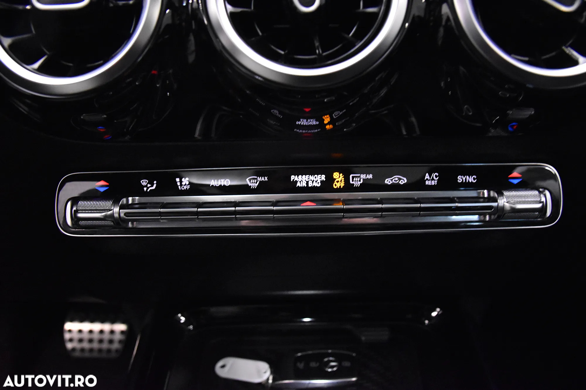 Mercedes-Benz B 220 4Matic 7G-DCT AMG Line - 18