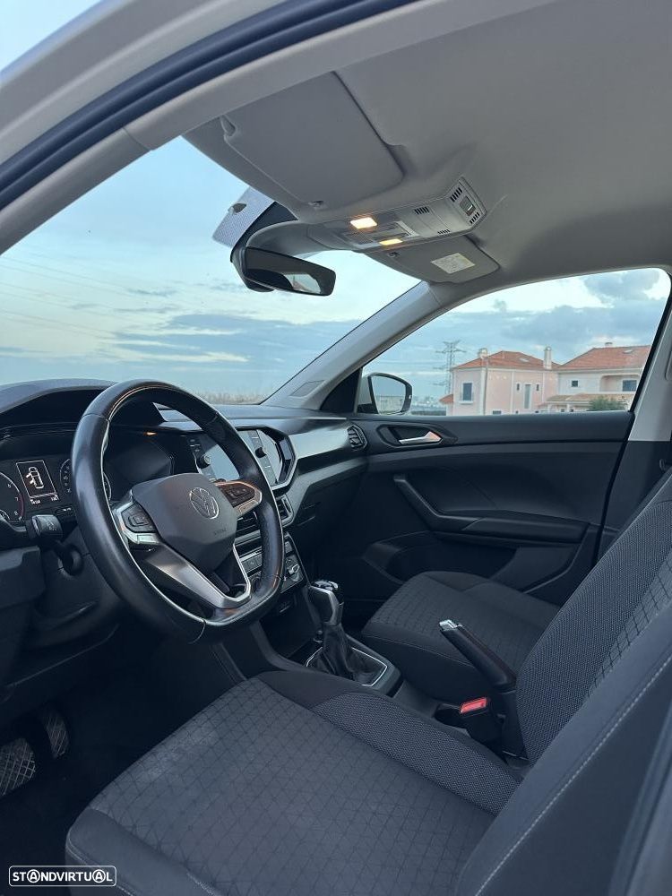 VW T-Cross 1.0 TSI Life DSG - 18