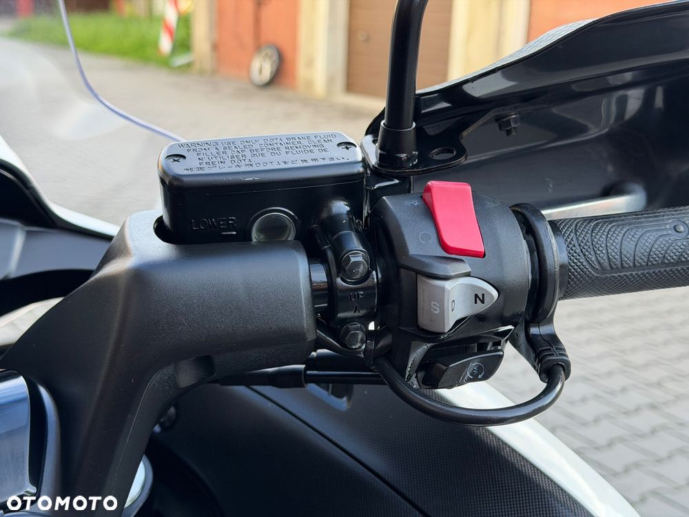 Honda NC - 27