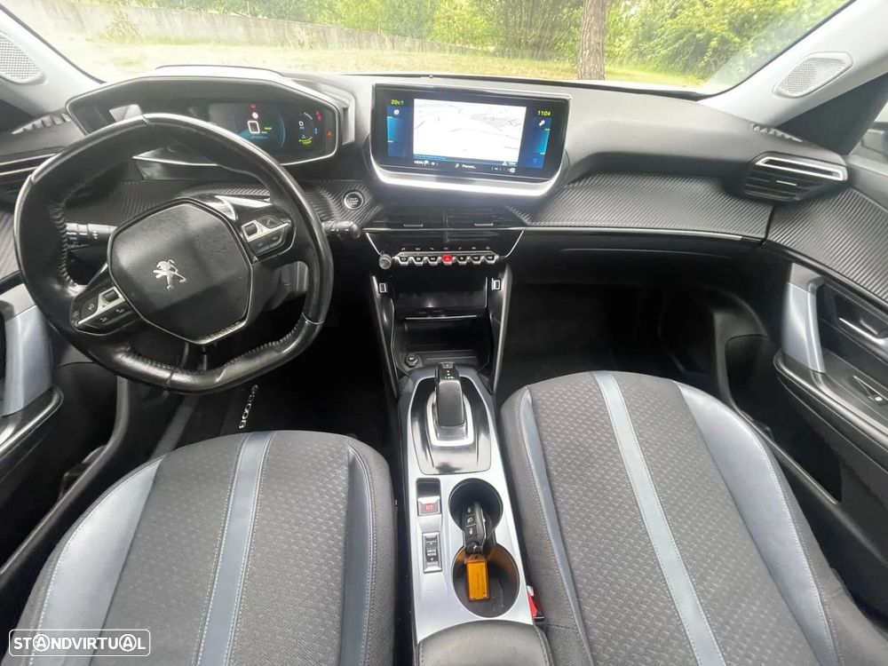 Peugeot e-2008 Allure - 31