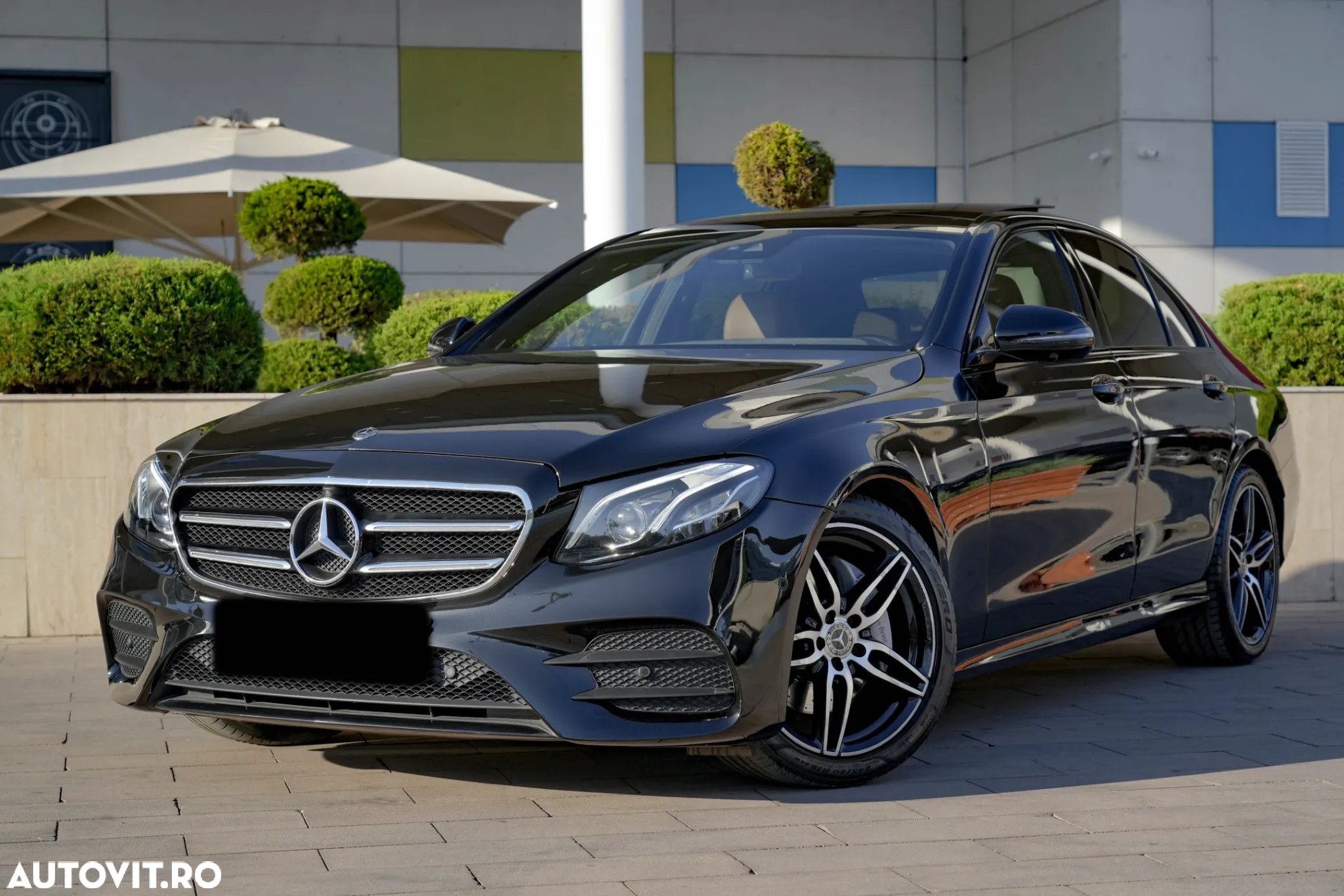 Mercedes-Benz E 220 d 9G-TRONIC AMG Line - 4