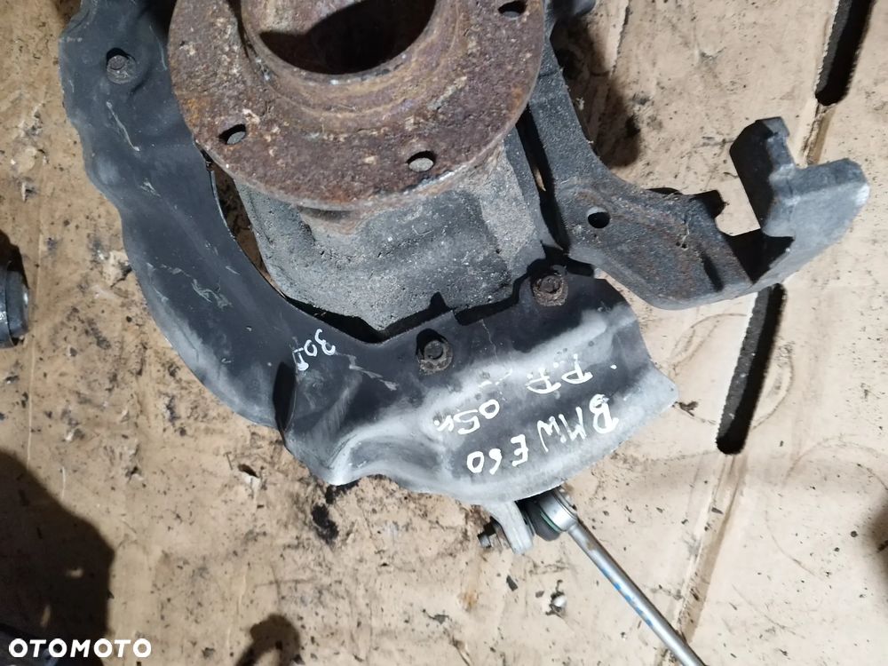 ZWROTNICA PIASTA PRZÓD PRAWA BMW 5 E60 E61 6 E63 E64 - 3