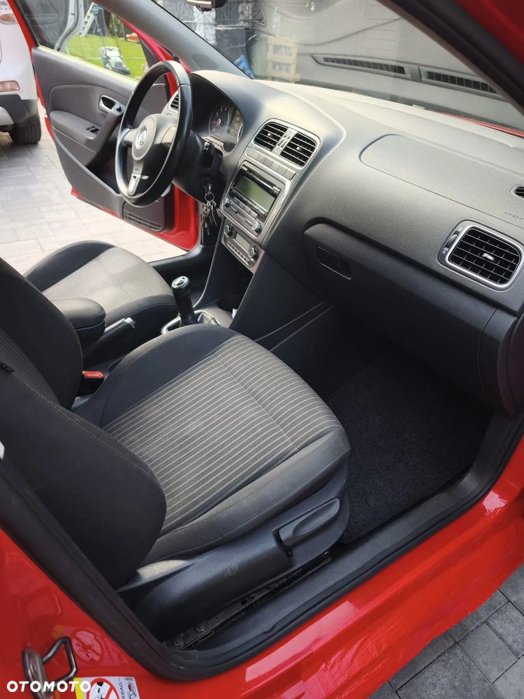 Volkswagen Polo - 11