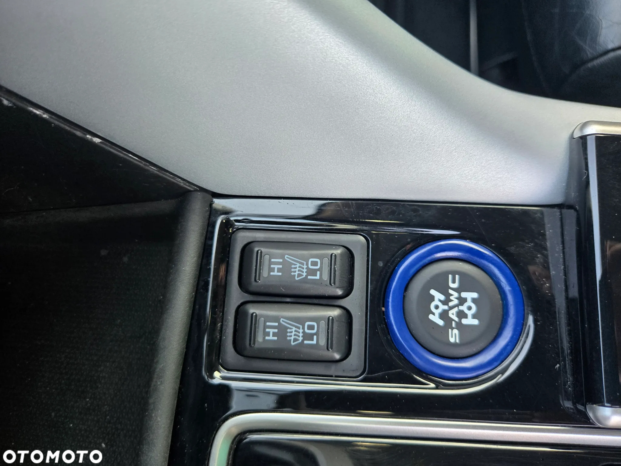 Mitsubishi Eclipse Cross 1.5 T GPF Intense Pro CVT 4WD - 20