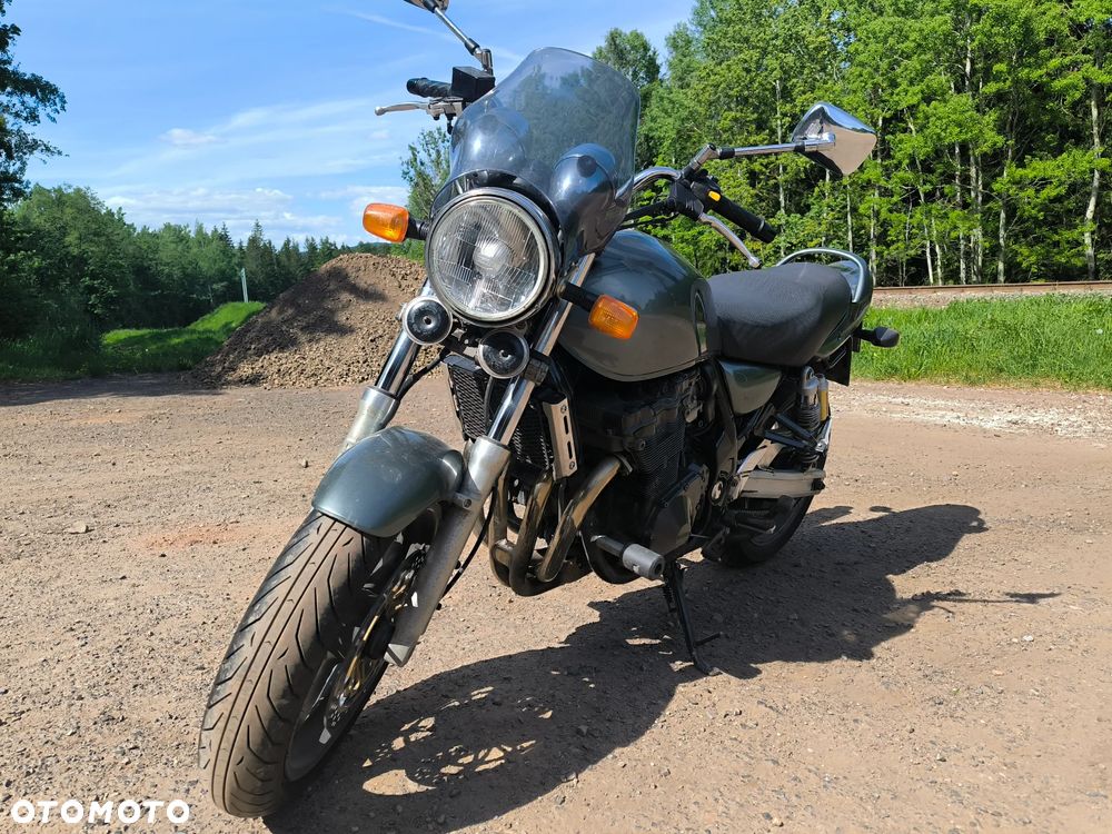 Suzuki GSX - 1