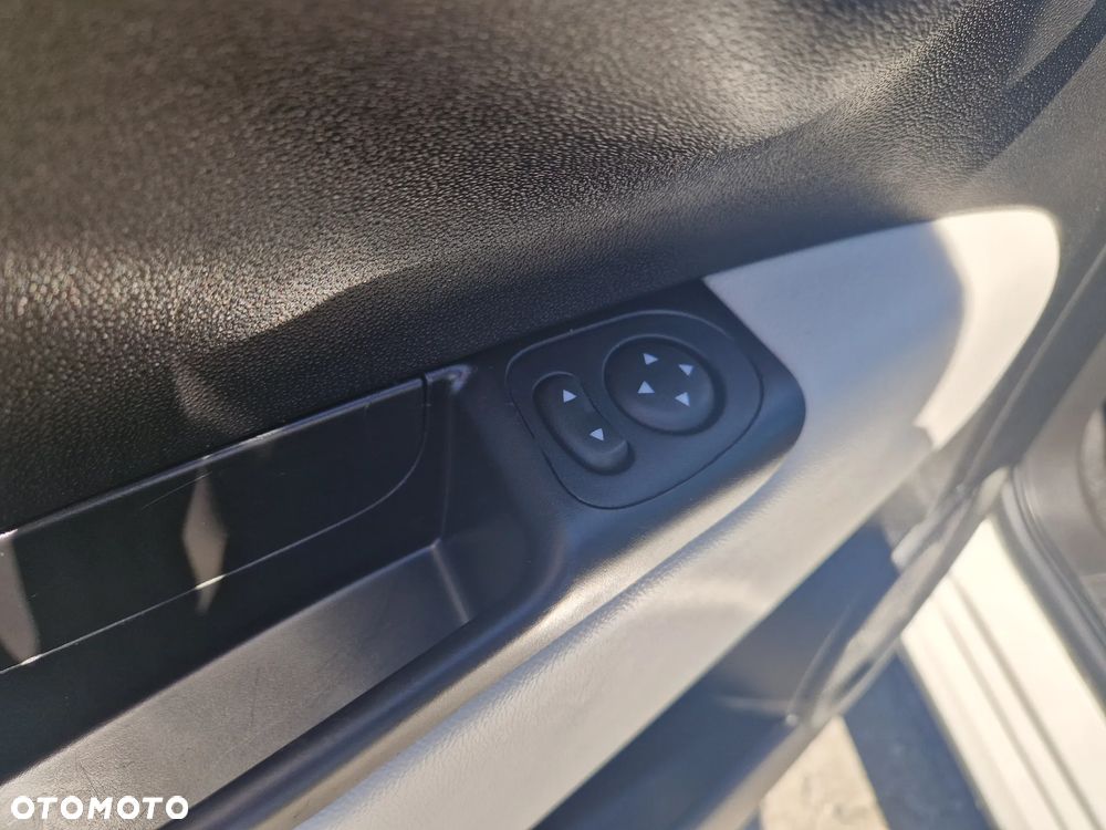 Fiat 500 1.0 Hybrid Connect - 12