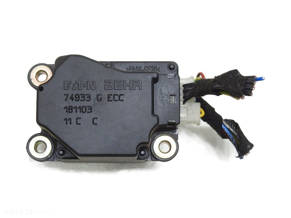 SILNICZEK NAGRZEWNICY VOLVO XC90 I 74933G - 1