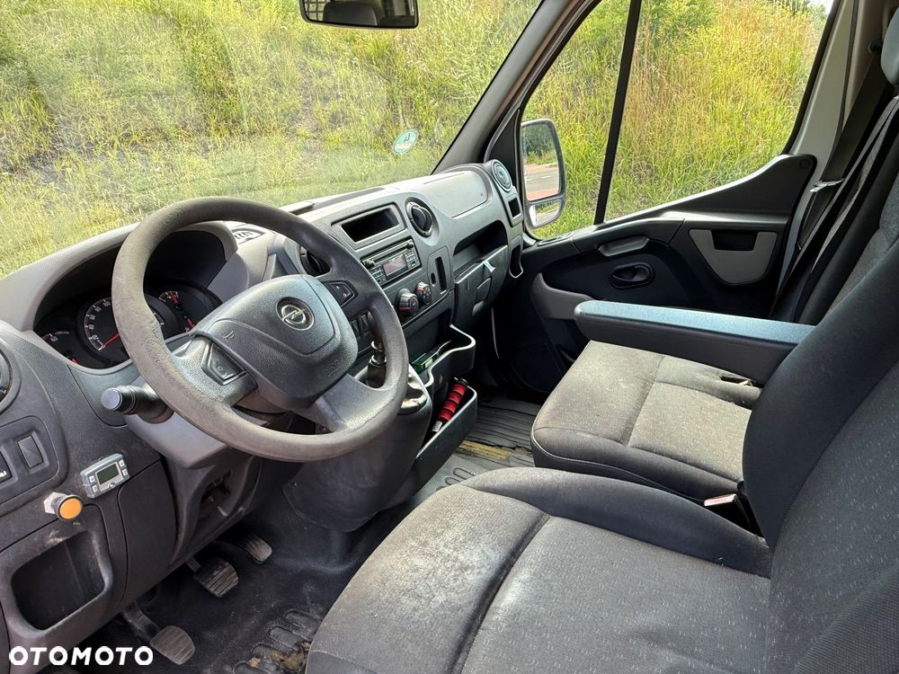 Opel Movano - 8