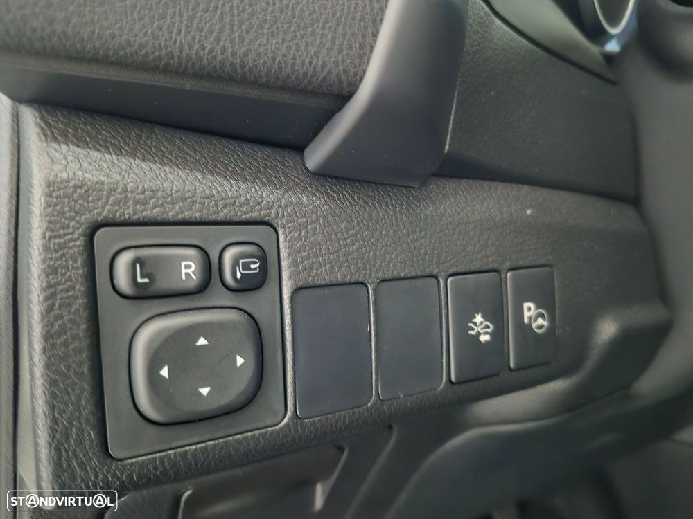 Toyota Auris Touring Sports 1.8 HSD Sport+Skyview +Navi - 11