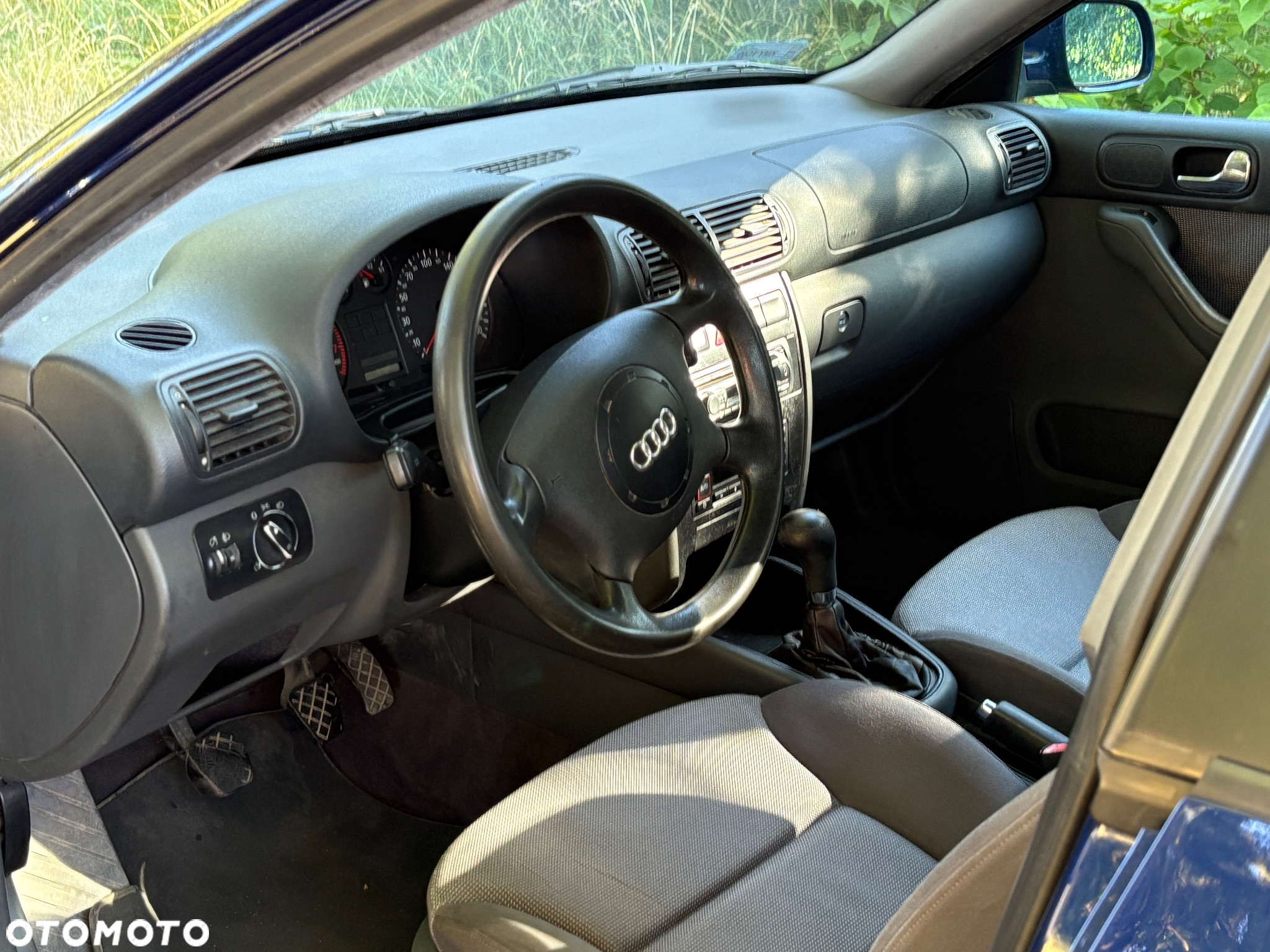 Audi A3 1.6 Ambiente - 9