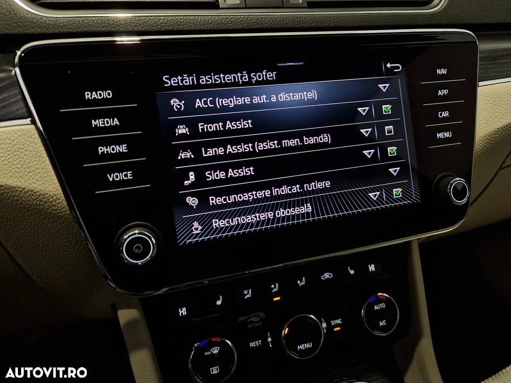 Skoda Superb 2.0 TSI DSG Style - 20