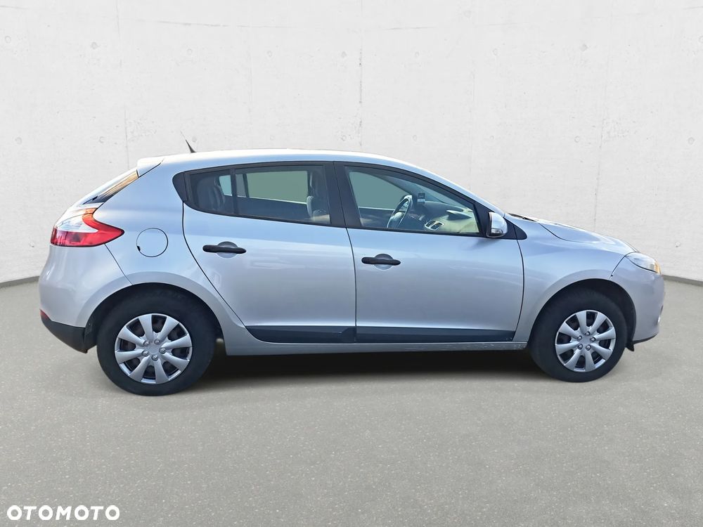 Renault Megane 1.5 dCi Authentique - 4