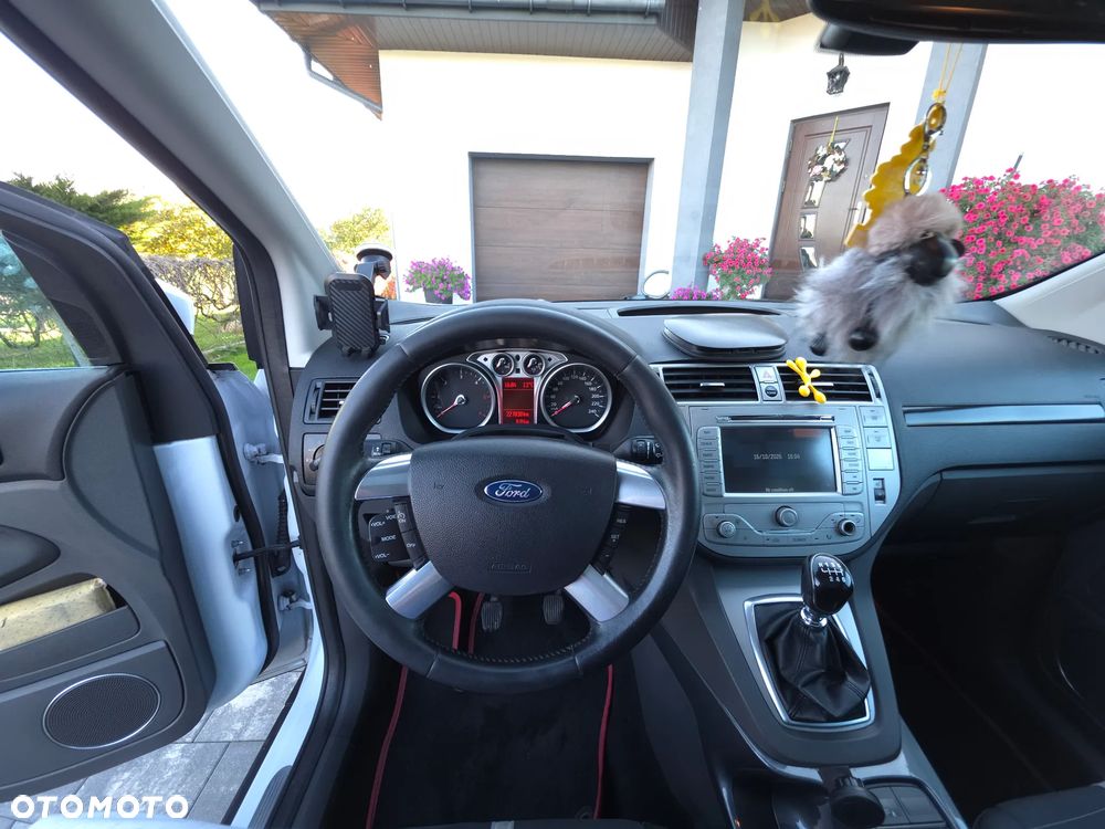 Ford Kuga 2.0 TDCi Titanium FWD - 8